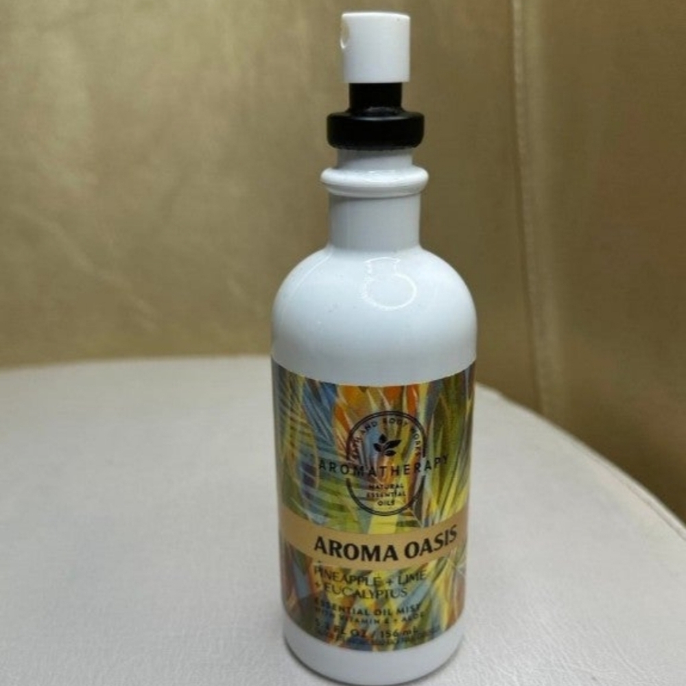 New Bath and body works aromatherapy aroma oasis essential oil Mist Pineapple